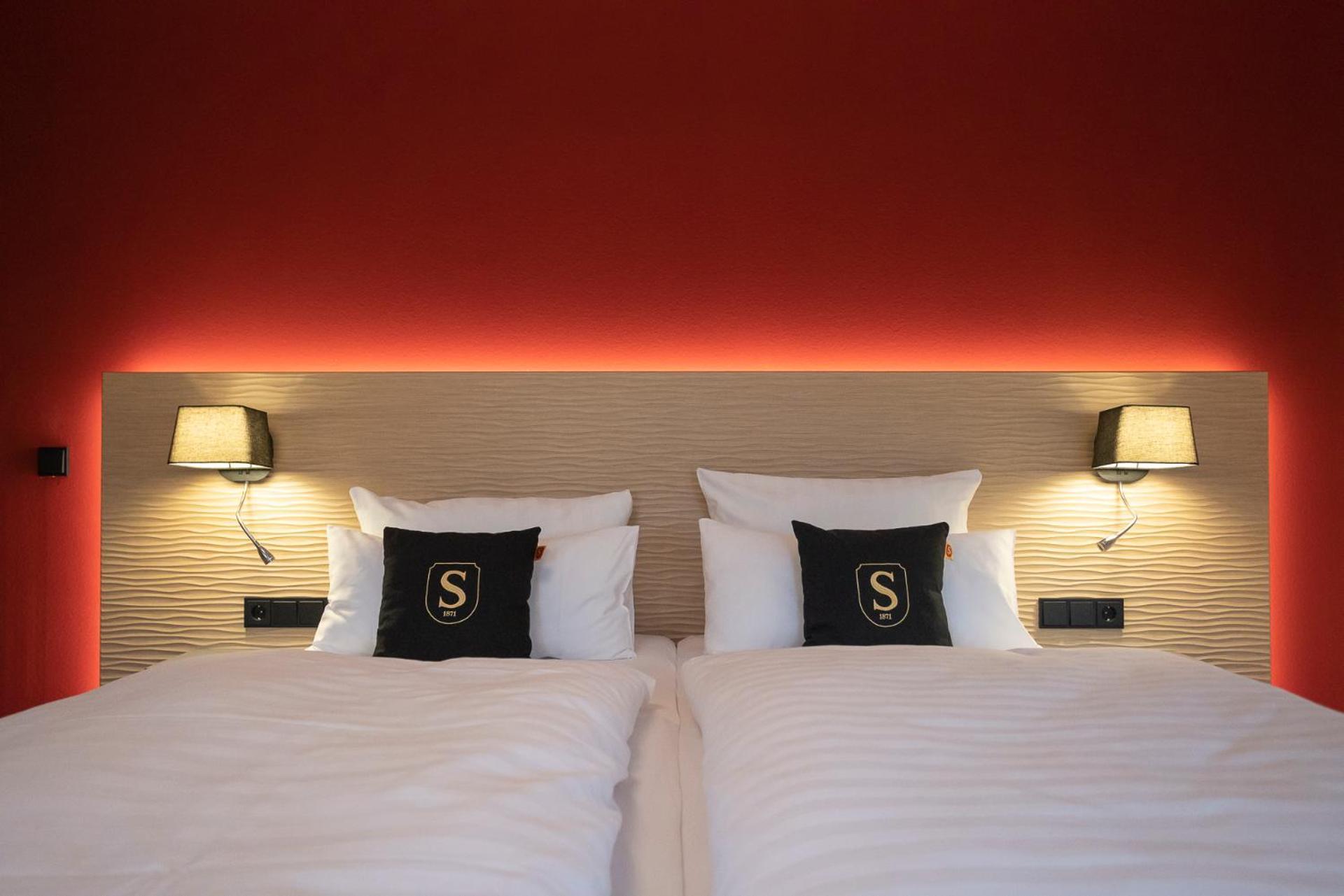 Der Stahlberg Hotel & Restaurant Hilchenbach エクステリア 写真