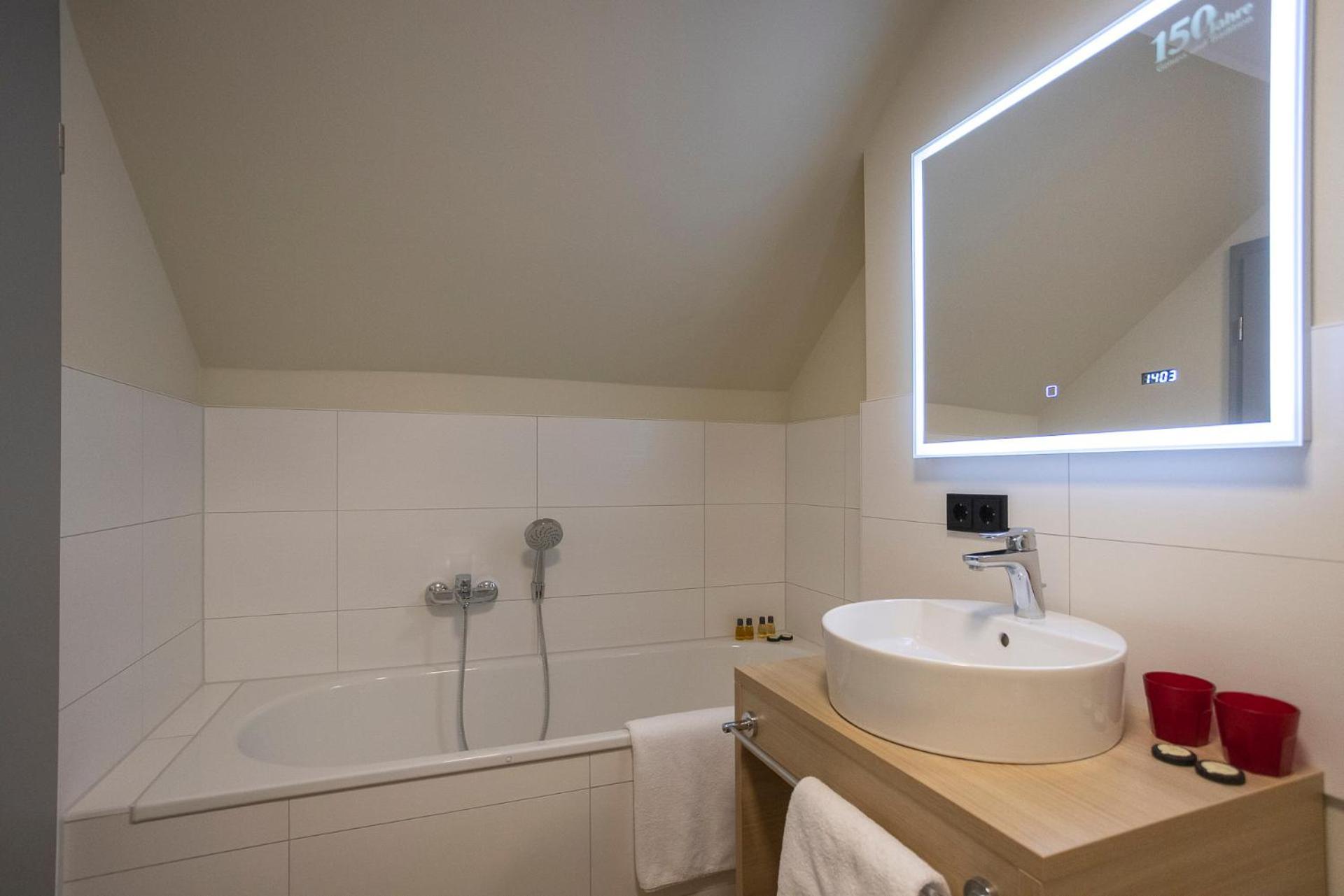 Der Stahlberg Hotel & Restaurant Hilchenbach エクステリア 写真