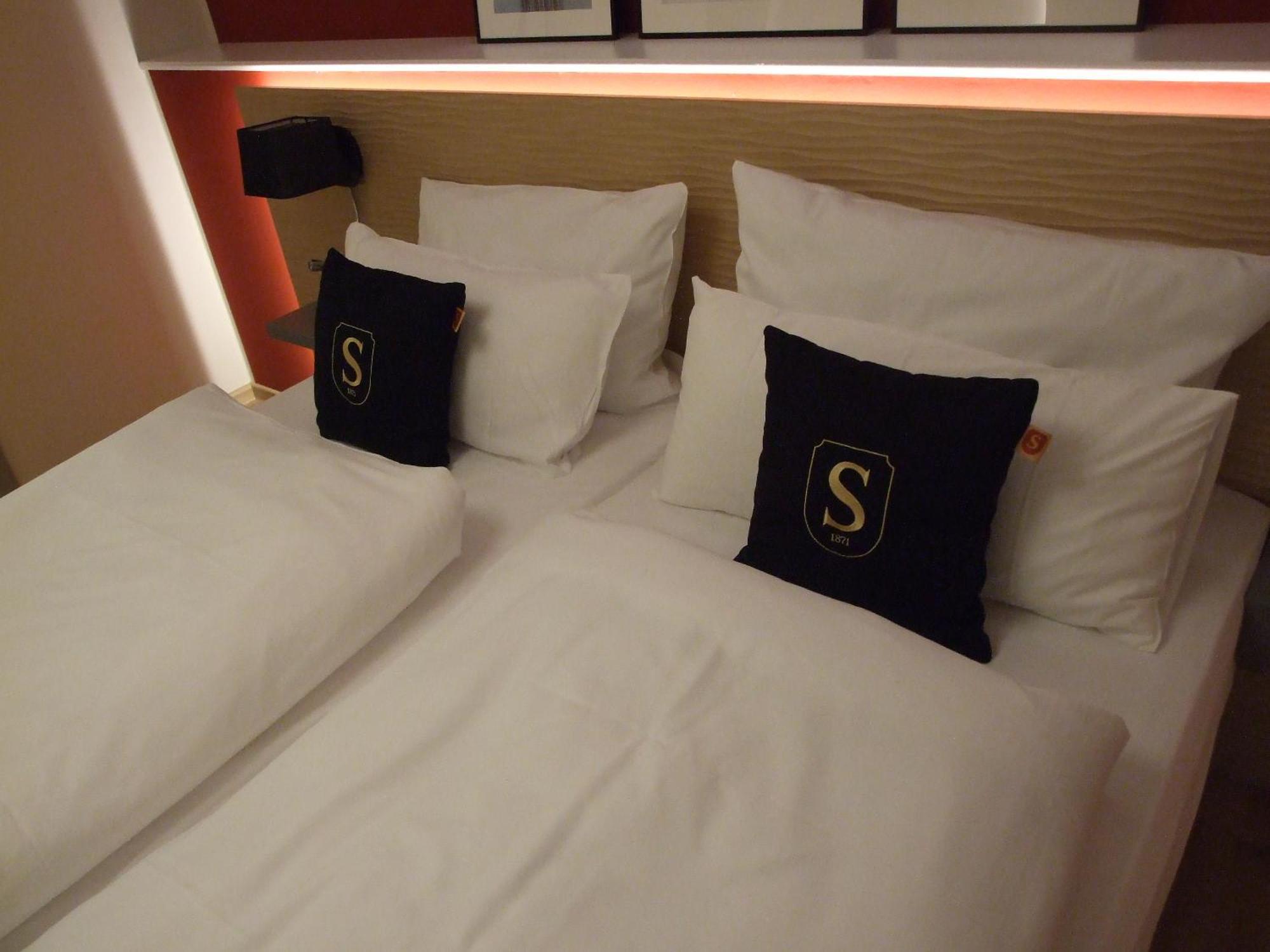 Der Stahlberg Hotel & Restaurant Hilchenbach エクステリア 写真
